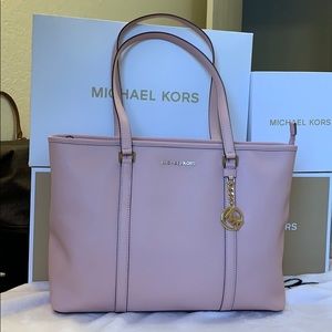 🧚‍♀️Michael Kors Large Sady Pastel Pink Tote🧚‍♀️